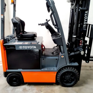 Toyota 8FBCU25 4 Wheel Electric Forklifts | 3 Stage